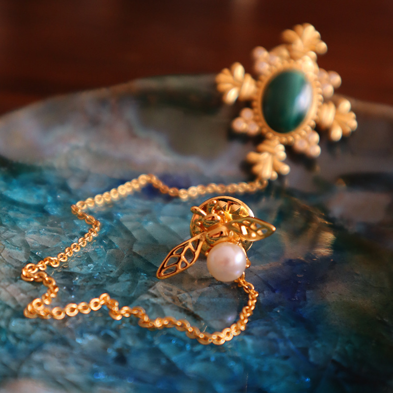 Designed retro natural malachite brooch Imperial Lapis Gold Pearl S925 Silver men's and women's collar brooch