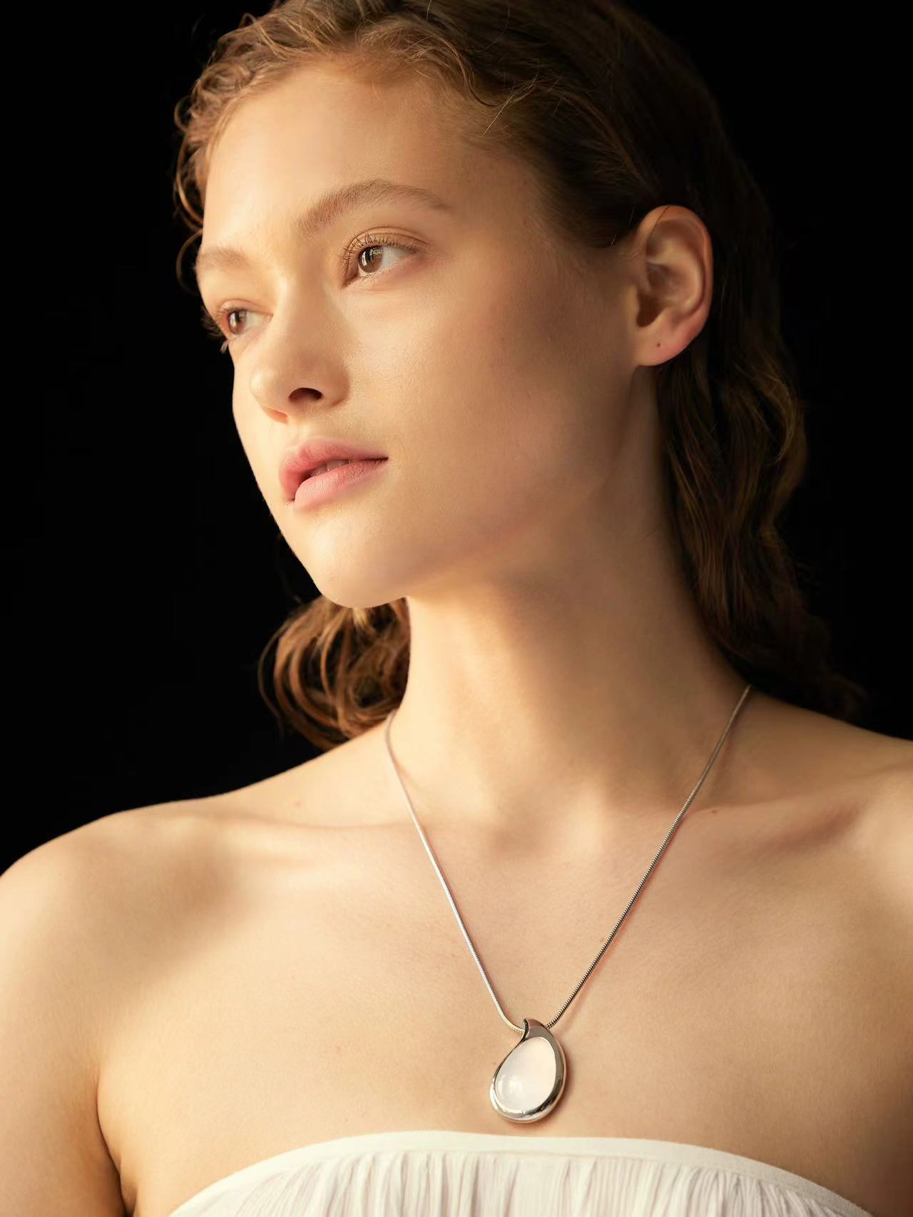 Water drop inlaid white agate stone pendant long necklace designer senior minority woman