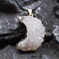 Crystal stone Moon Pendant Original stone electroplated bag gold edge crystal cluster crescent necklace irregular crystal bud hanging ornaments